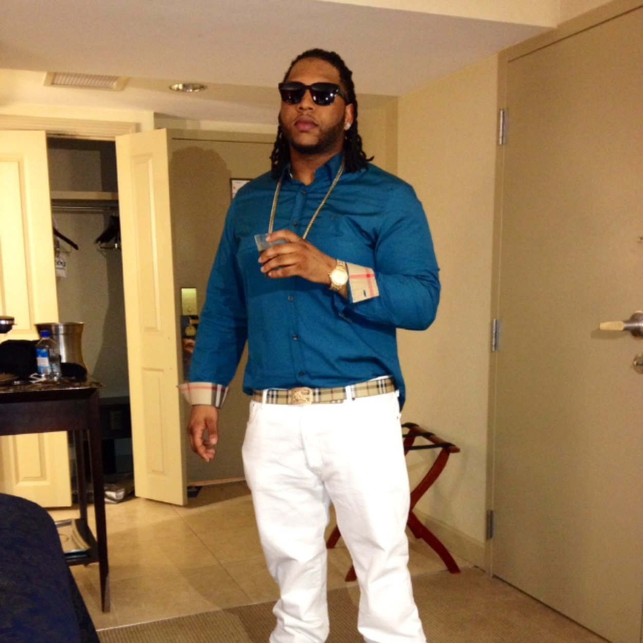 Mr_PaRTyPaCC's profile picture. REALEST OF DA REALEST
P.O.L.O GANG
#TEamNoSEEDs
#TeamAlwaysGOOOd
#Smokeaholic
SELF-MADE