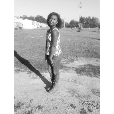mama said chase that dough , & don't worry bout no hoe !  ✊