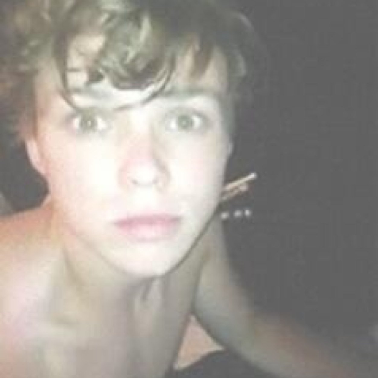 dm your feelings about ashton for some laughs