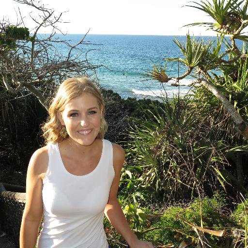 Traveller. Blogger. Bikram Yoga Junkie. Studying Health + Wellness Coaching @ Institute for Integrative Nutrition
