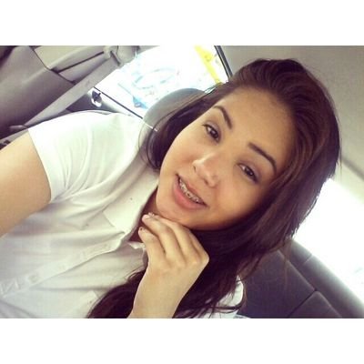 mommy to a beautiful jewel. ♥