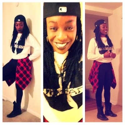 Young Nigerian Queen grinding for that American Dream #DeltasDoItBetter