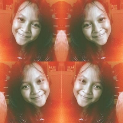 kikiindahoctari's profile picture. 