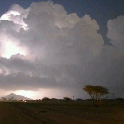 تعريفي صاحب اسمي ( عبد الوهاب عبد الرحمن العنزي) محب ومطارد لامطار ومتابع المطر Hail