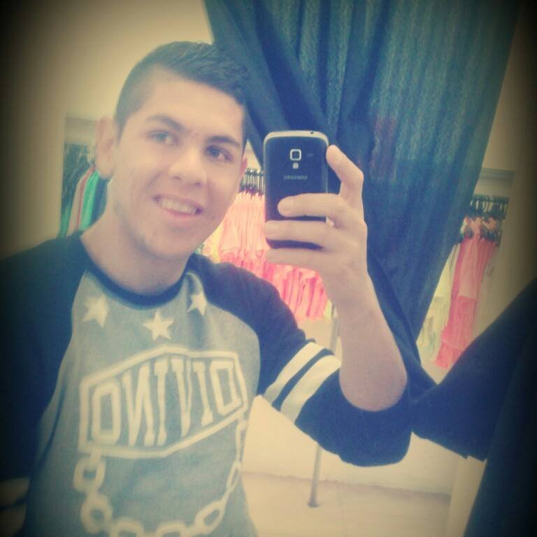 Soy nuevo,sigo a todos!!