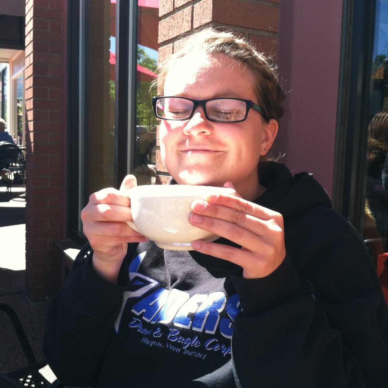 girlwithabird's profile picture. Cats are the true terrorists