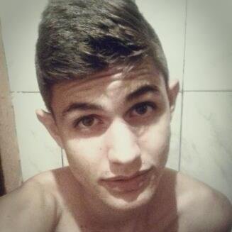 Follow, follow, follow!
Vamos lá, é só clicar nesse butãozinho e já está me seguindo!
Follow, follow, follow!