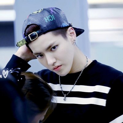 Kris Exo M Mlm Ini Jalan Lg Kris Exo M Mlm Ini Jalan Lg