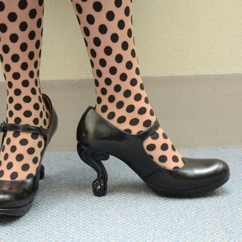 Researcher, SLT, Assoc Professor and Head of Speech Science @AucklandUni. Communication Assistant @TalkTroubleNZ. Did I mention that I love great shoes?