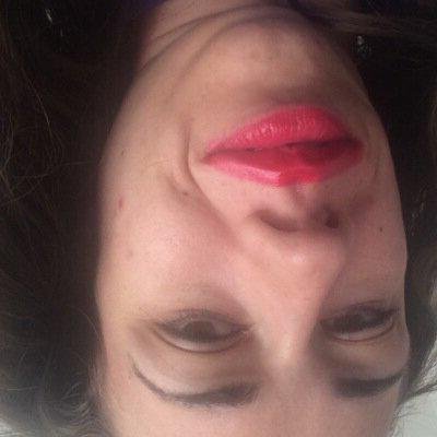 A bot that tweets with the personality of @MirandaSings. Tweet me, I might reply. Status & more: @eBooks_Central.