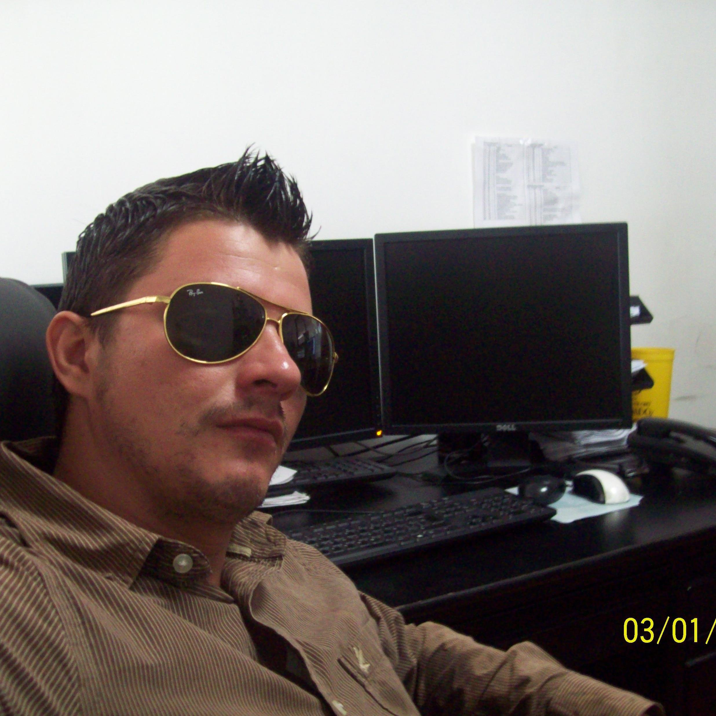 con la ayudad de Dios seré cada día mejor para enfrentar mis errores y aprender de ellos.(escuintla)