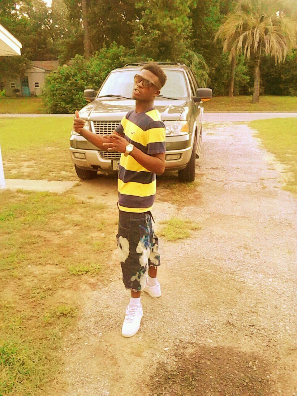 30 ROUNSZ UH FLIP HIS PARTNER