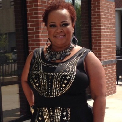 I LOVE MAKEUP FASHION AND ALL THINGS GLITZ AND GLAM!