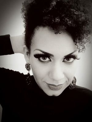 RenatinhaSampri's profile picture. Cantora, compositora e violonista no GRUPO SAMPRI.
(67) 9264-2624/3026-4708