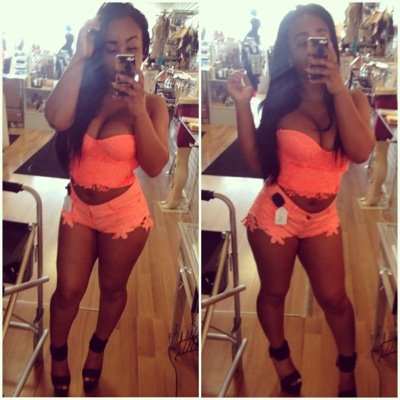 aureaesther_'s profile picture. 