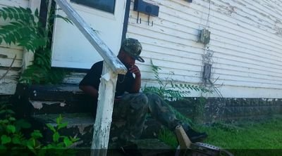 need friends jus started back up my twitter follow me gone b epic
