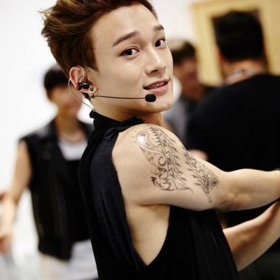 หนี่ ห่าว +อซฟ เมนพี่มหา » รักexo' ทุกคน เป็นรอยยิ้มของพี่มหา //ทักทายได้^____^ สำหรับฉัน EXO มี 12คน และ 12คน จะมีฉันตลอดไป รีทุกอย่างที่เกี่ยวกับเฉิน😁
