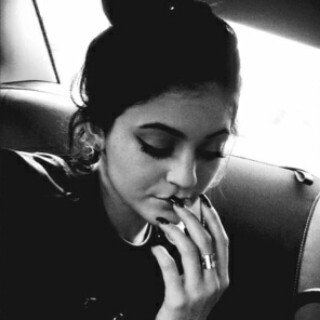 Hanen_828's profile picture. 