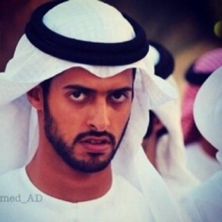 ‏‏♡•  من تعنى لوصلك لاترده كسير، ومن   تباهى بهجرك ؟ اتركه للهواء .