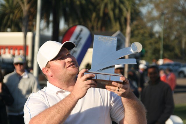 South African Longdrive Golf Champion 2010, 2011 and 2014, Pale Toe Bosveld 107.5fm 8h00-9h00, know the Lord in everything you do,Loves the outdoor,proudly SA!