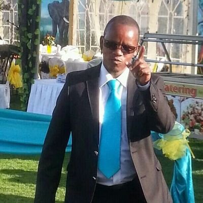 Medukenya's profile picture. Like the natural world and small insects.