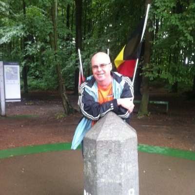Travelling the world slowly with my wife. We are travelling around the world looking for new challenges and experiences