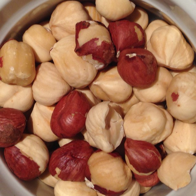 hazelnutstas's profile picture. Producing premium quality, Tasmanian hazelnut products, and offering tours and tastings by appointment.