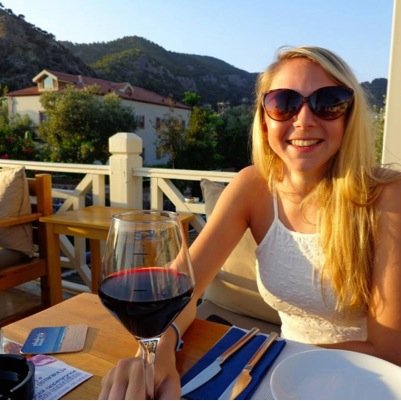 louisefender's profile picture. 'Maybe sometimes it's riskier not to take the risk'