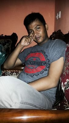 RuliAdrianto's profile picture. Aku + kamu = kita yang ingin merangkai asmara hingga waktu berakhir :)