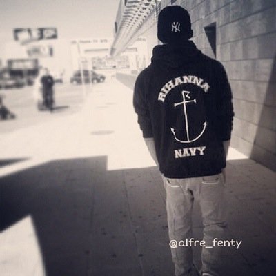 Te gusta alguna sudadera de las que tenemos? 
Si te gusta alguna y quieres saber como conseguirla:
Pregunta por whatsapp +34 636305282
O por MD