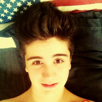 ThophyyleP's profile picture. Fuck les rageux!!!! ♡