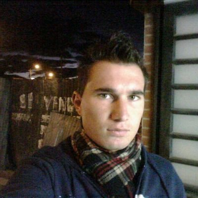 Ingeniero Industrial, hincha a morir del JUNIOR de Barranquilla, amante del futbol, la música, la fotografia y de la costa caribe de Colombia
