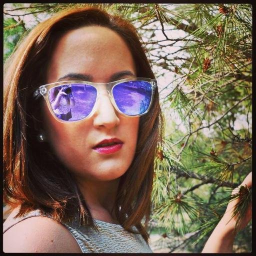 Lo Fácil aburre. Lo difícil atrae. Lo complicado seduce y lo imposible Enamora.