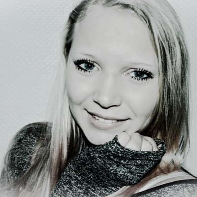 Don't unfollow I have the App. Christopher Nissen i Love you soo much. 5SOS and One Direction lovely boys.