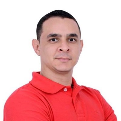 Contabilista! Apaixonado pela profissão. Na contabilidade só existe uma maneira de se fazer as coisas ¨A CERTA¨