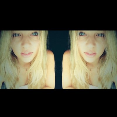 Vie ta vie sans tenir compte des autres ▽
                Insta : meloodyyy 
                             ✝