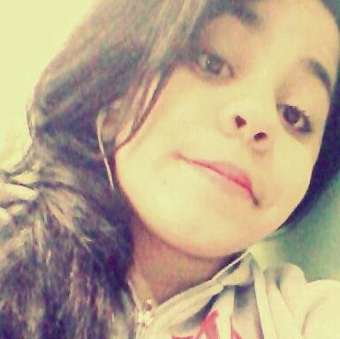 Directioner e Anitter, toco instrumentos e canto
