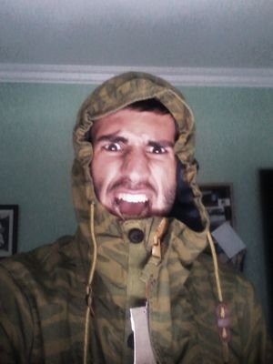 piosa90's profile picture. Constructor de cohetes, experto en pizzas, amante de los Gigantes, padre.