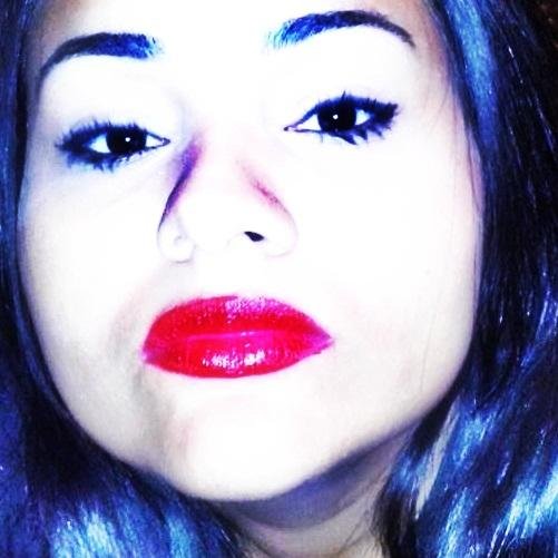 Muitas vezes, sou de atitude: Penso, falo e faço.
Outras vezes, ñ falo nd.
Só observo.