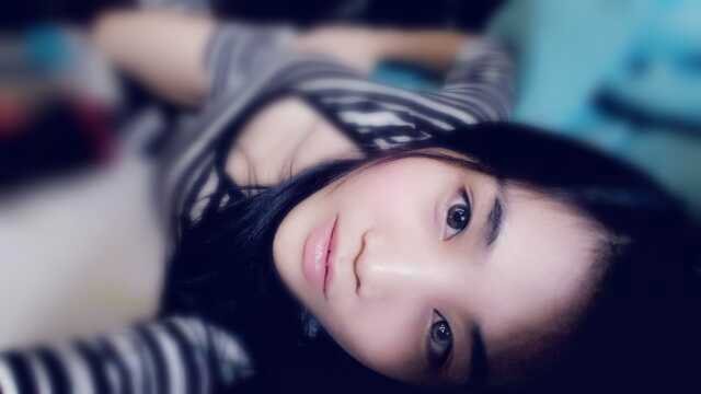 Go confidently in the direction of your dreams. Live the life you have imagined.  ♥ my life, fam, n friends ˆ⌣ˆ