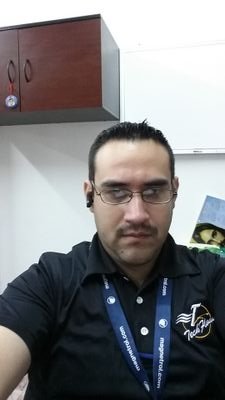 Muñeco, muy guapo y de cartón. Me lavo mi carita con agua y con jabón.
