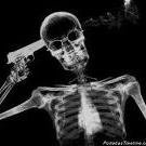 freddiittoo_32's profile picture. A la hora de la verdad, que es la de buscarse a sí mismo en lo objetivo, uno olvida todo y se dispone a no ser fiel más que a su propia sinceridad.