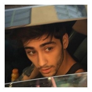follow @fyeahziamm