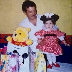 veliapaoladiaza's profile picture. 