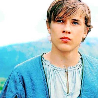 Peter the Magnificent, High King of Narnia. Oldest of the Pevensie children.  Always looking out for my family. #FH