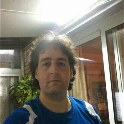 soy de Jaén de pura cepa,si me dejan dejo vivir.También soy lagarto hasta la médula y colchonero.