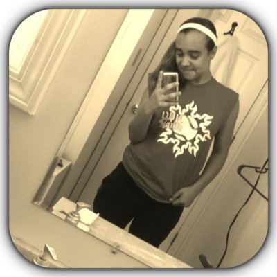 datshortkid_jae's profile picture. jaelyn is my name softball is my game! #5 if you bring drama to my page i will beat you with my bat. single pringle