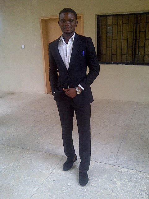 Themonisworld's profile picture. I am the CEO and founder of ,monisworld.Chairman at Black revolutionary ogrganization(B.R.O).live your life and never regret any moment of it.#hakuna matata