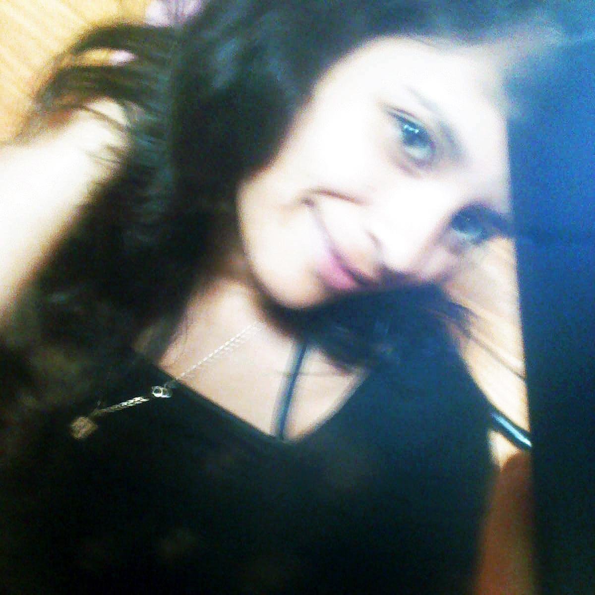 ~ El Tiempoo De alejarnos ,, Me Lastima una vez Mass... Abrazamee Un Ratoo ~ 
Seguime & te Sigoo