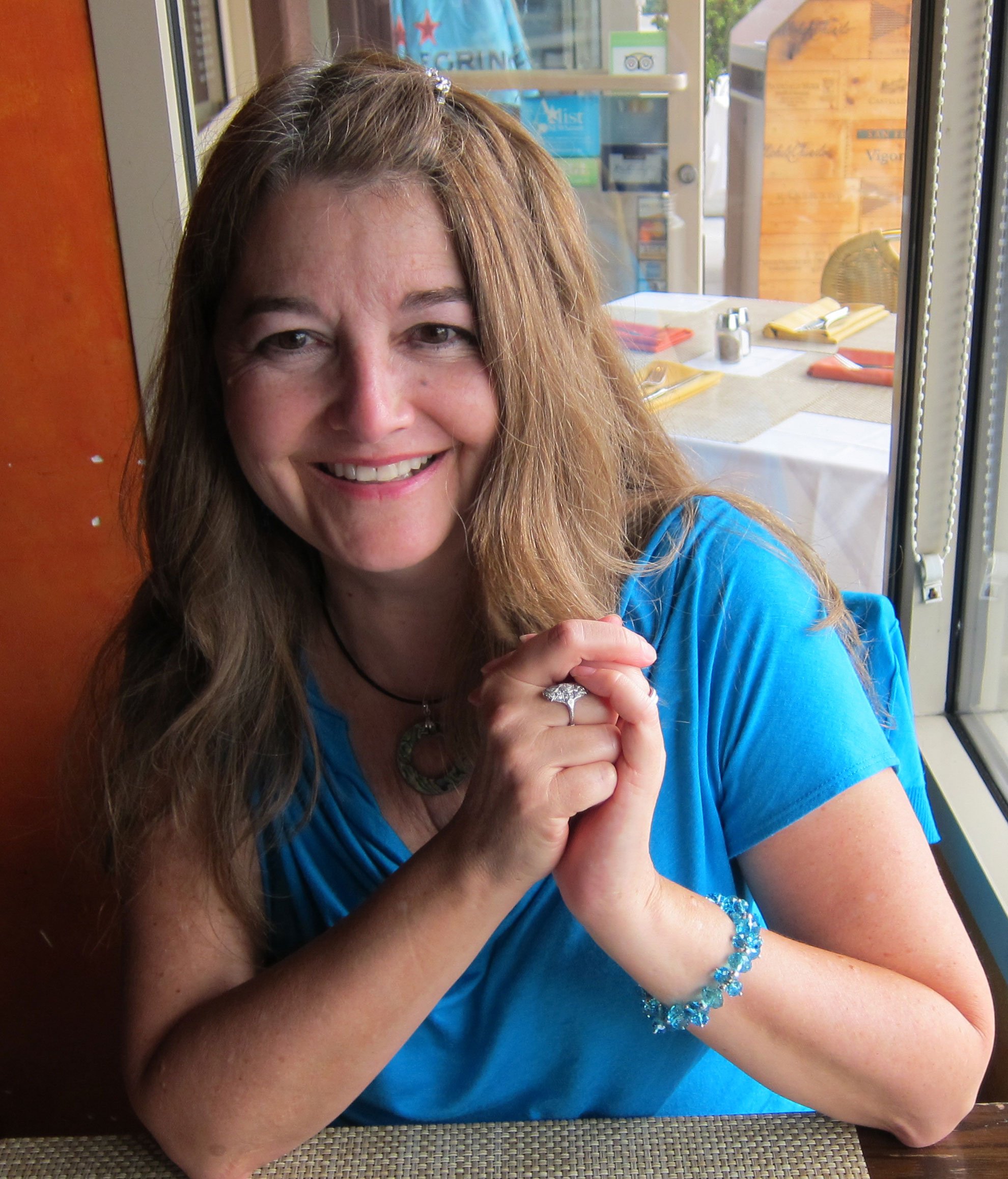 Author of books that celebrate human potential, fiction and non-fiction. Aliens, psi talents, past lives, energy healing, dancing, love, positive futures ...